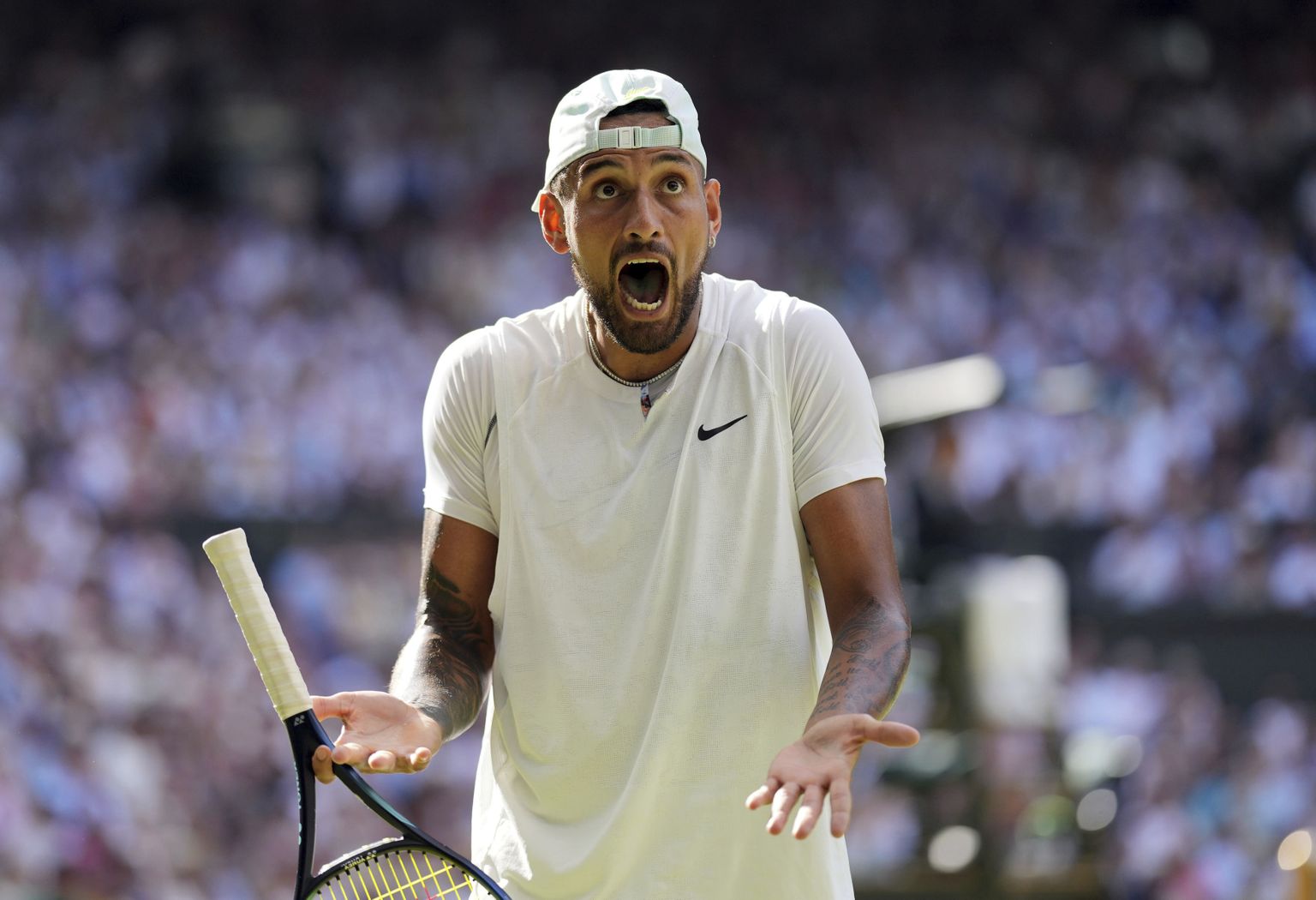 Austraalia tennisist Nick Kyrgios 10. juulil 2022 Wimbledoni tenniseturniiri meeste üksikmängu finaalis, kus ta vastaseks oli Serbia Novak Djokovic, kes ta alistas
