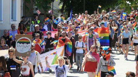 Pride tõi Tartusse üle tuhande osaleja