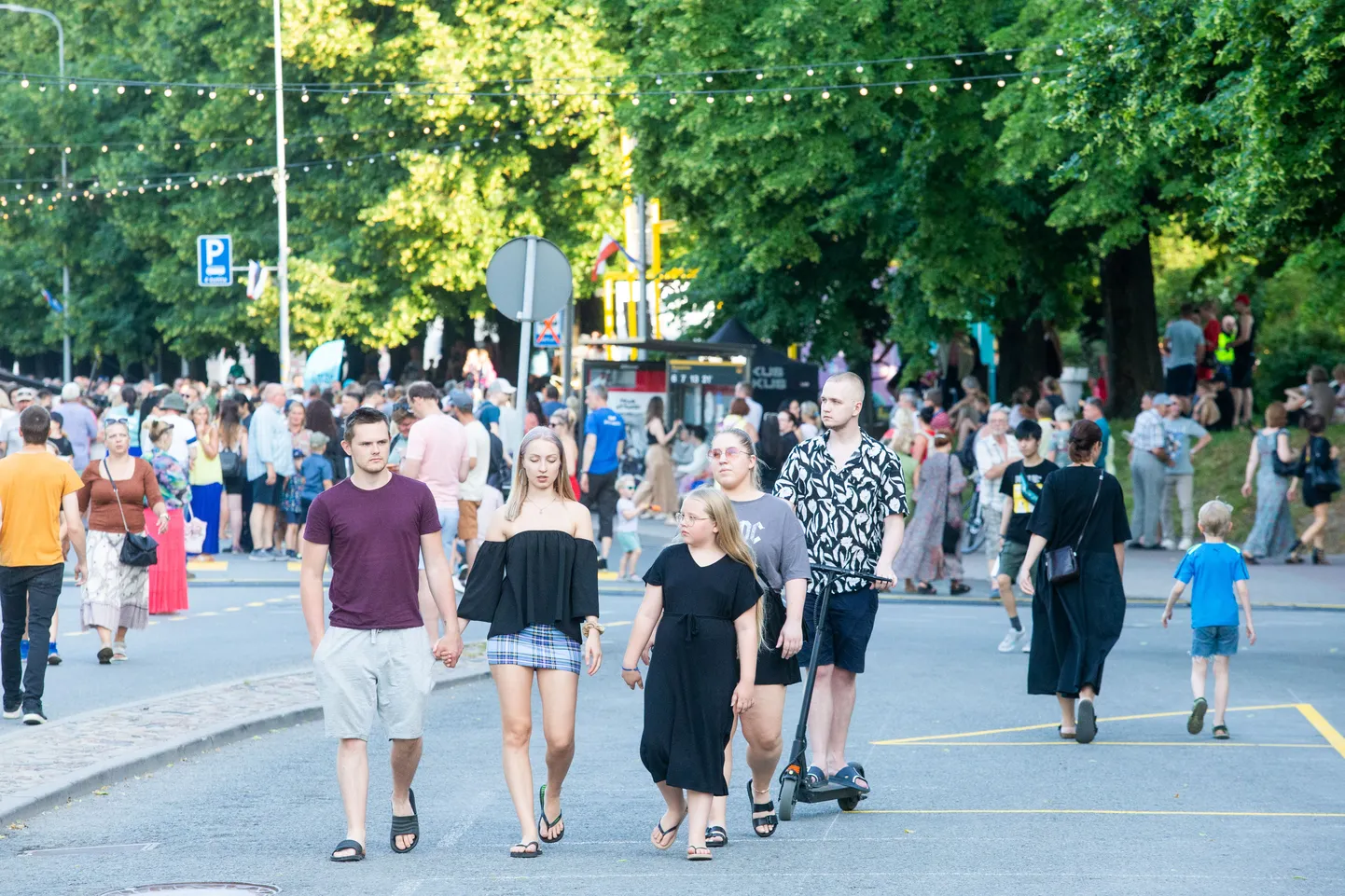 Isevärki maja näeb Autovabaduse puiesteel tuleval neljapäeval.