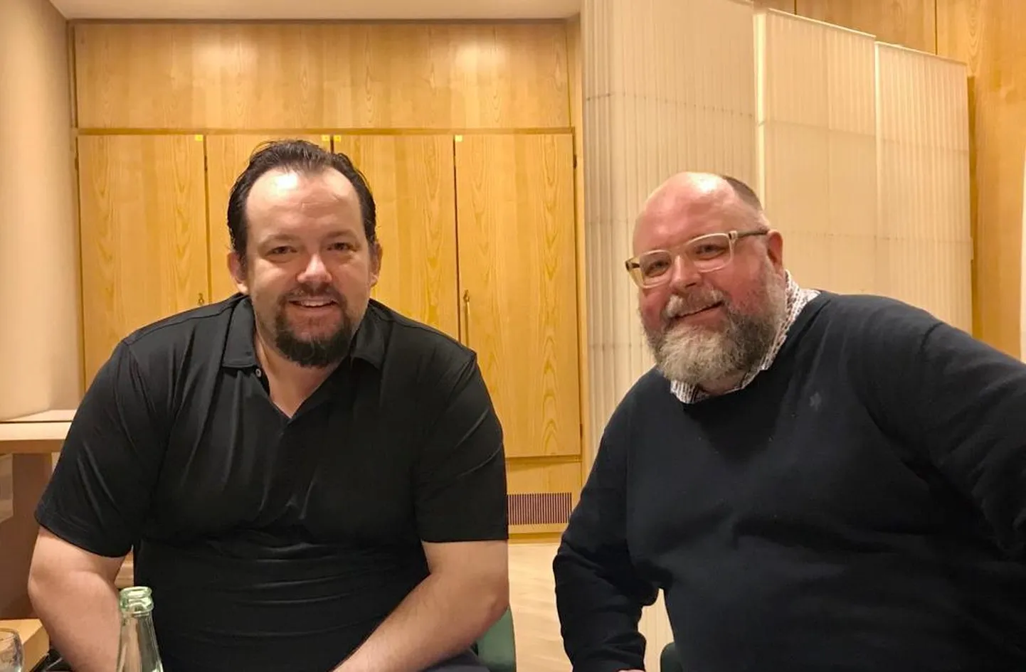 Dirigent Andris Nelsons ja helilooja Jüri Reinvere