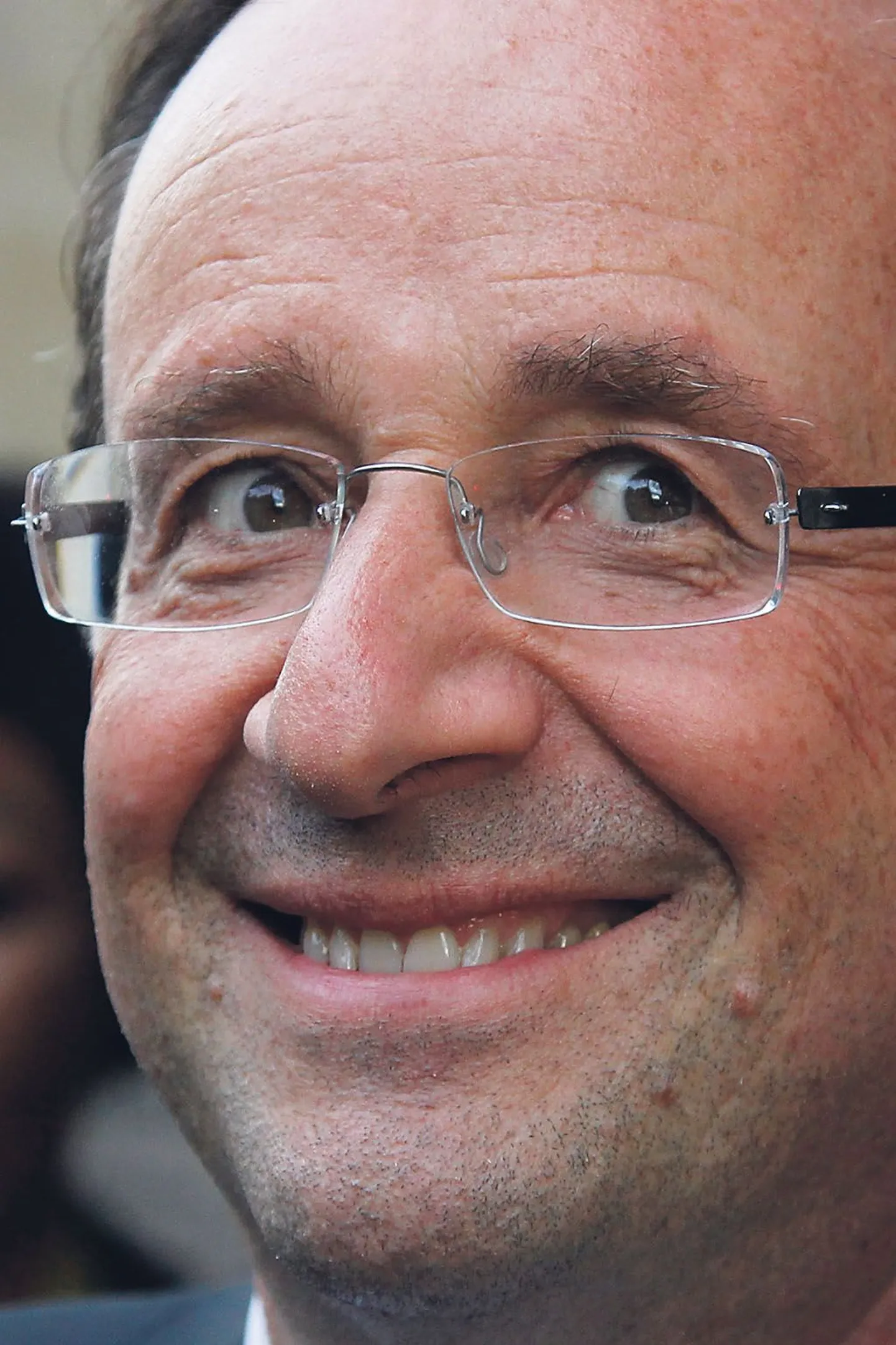 Prantsuse uuel presidendil Francois Hollande’il on aega ametisse astumise eel atra sättida alla nädala.