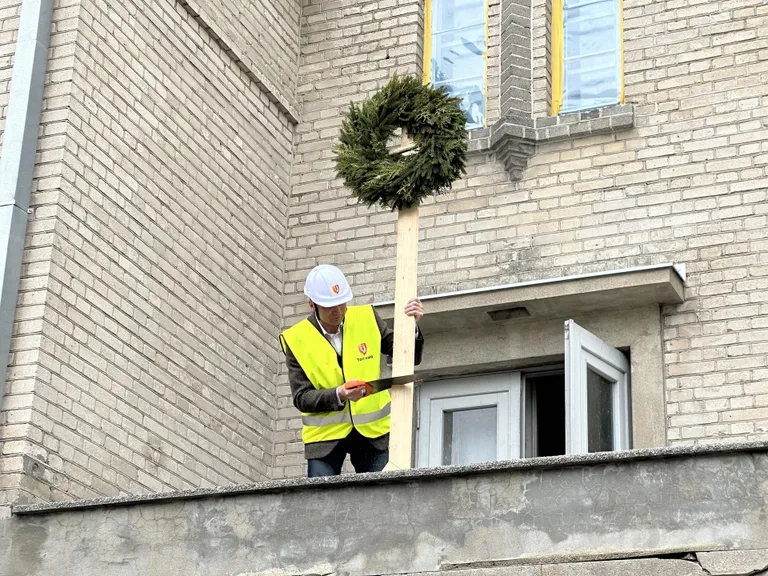 Pärja saagis maha Tori vallavanem Lauri Luur.