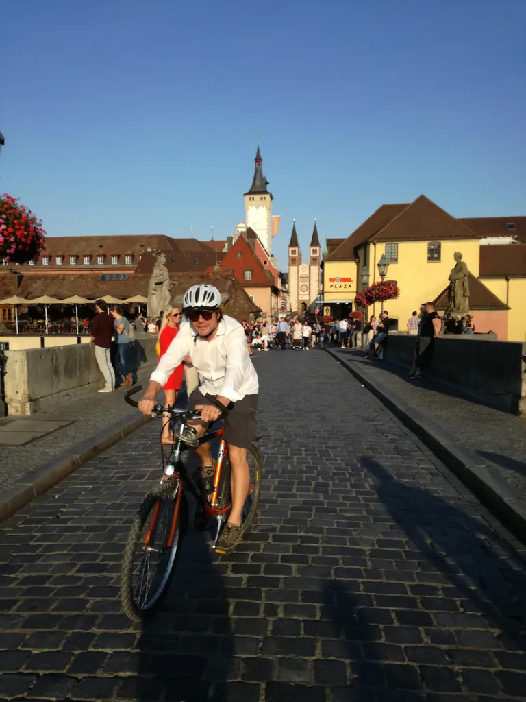 Würzburg: sild kui kohtumispaik
