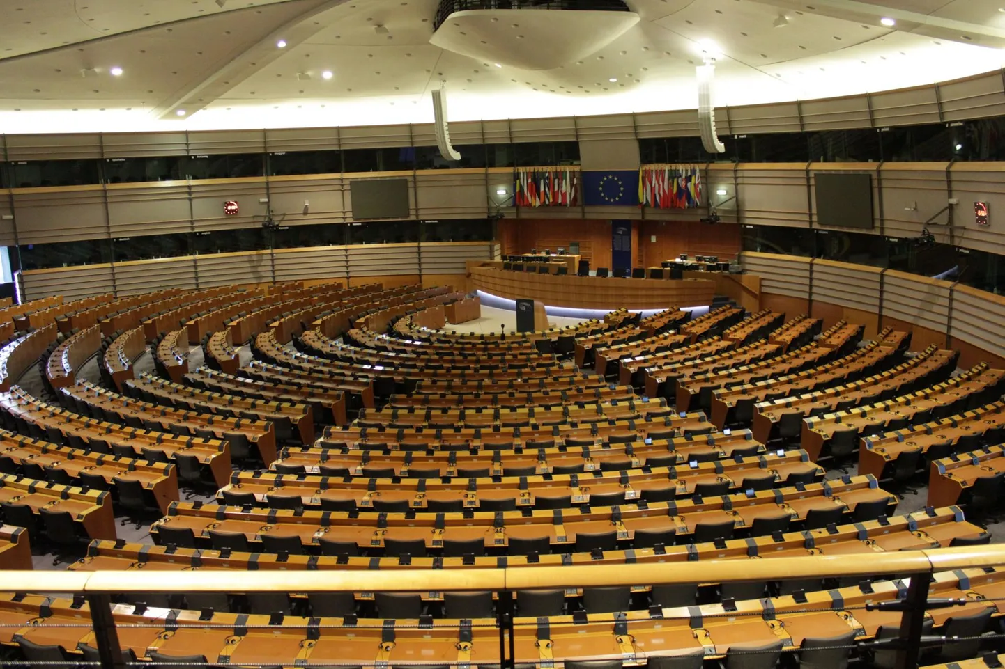 Kevadine Brüssel. Euroopa Parlament.