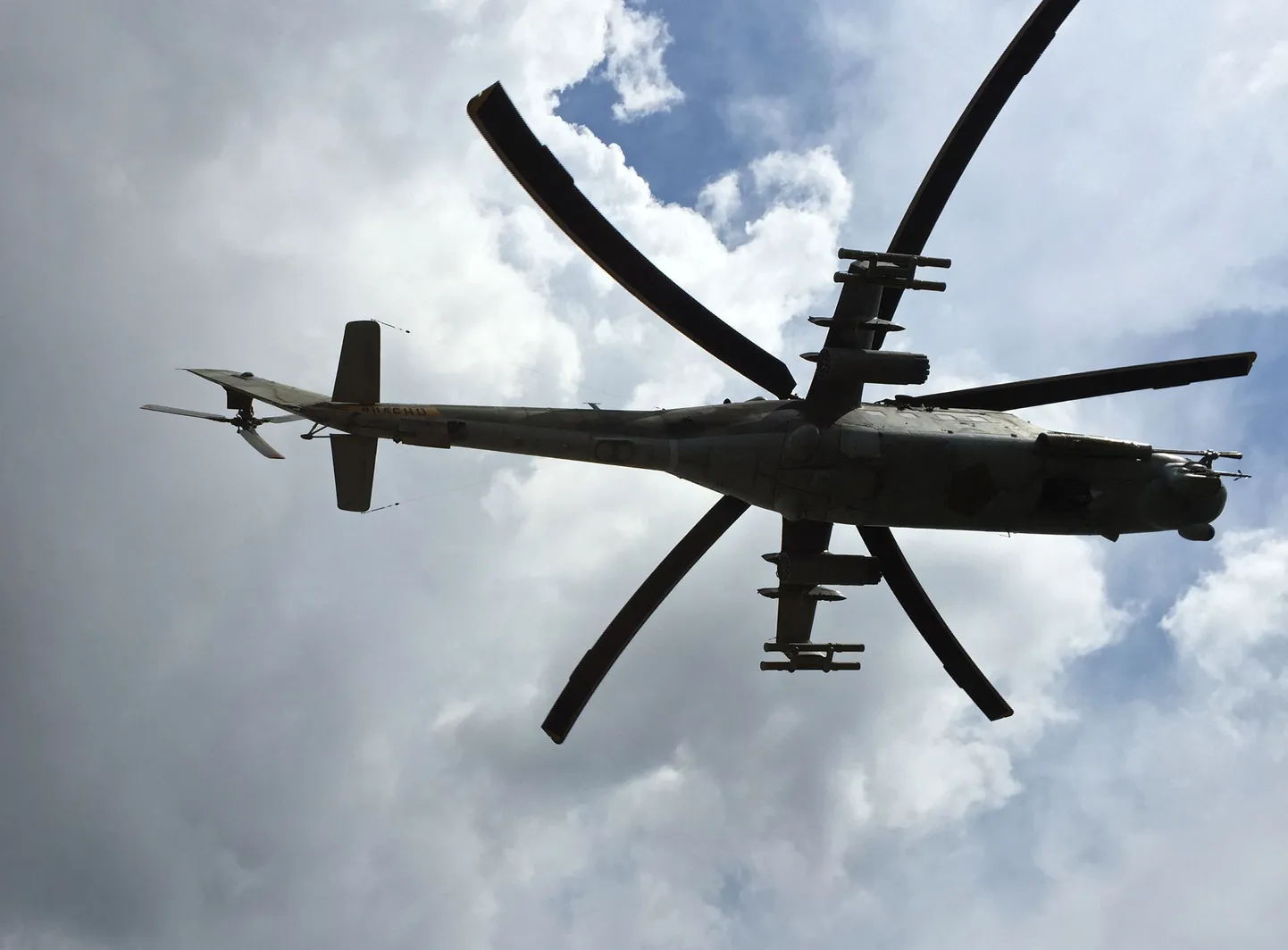 Вертолет на авиабазе Хмеймим. Снимок иллюстративный.