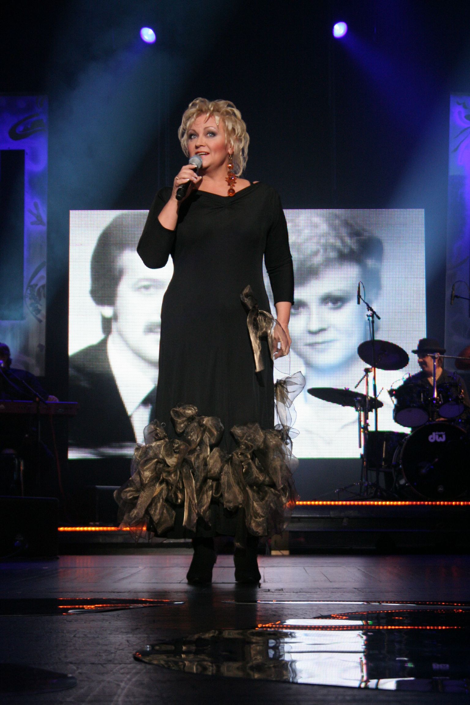 "Anne Veski 30" kontsert Tartus, 23. märtsil 2008