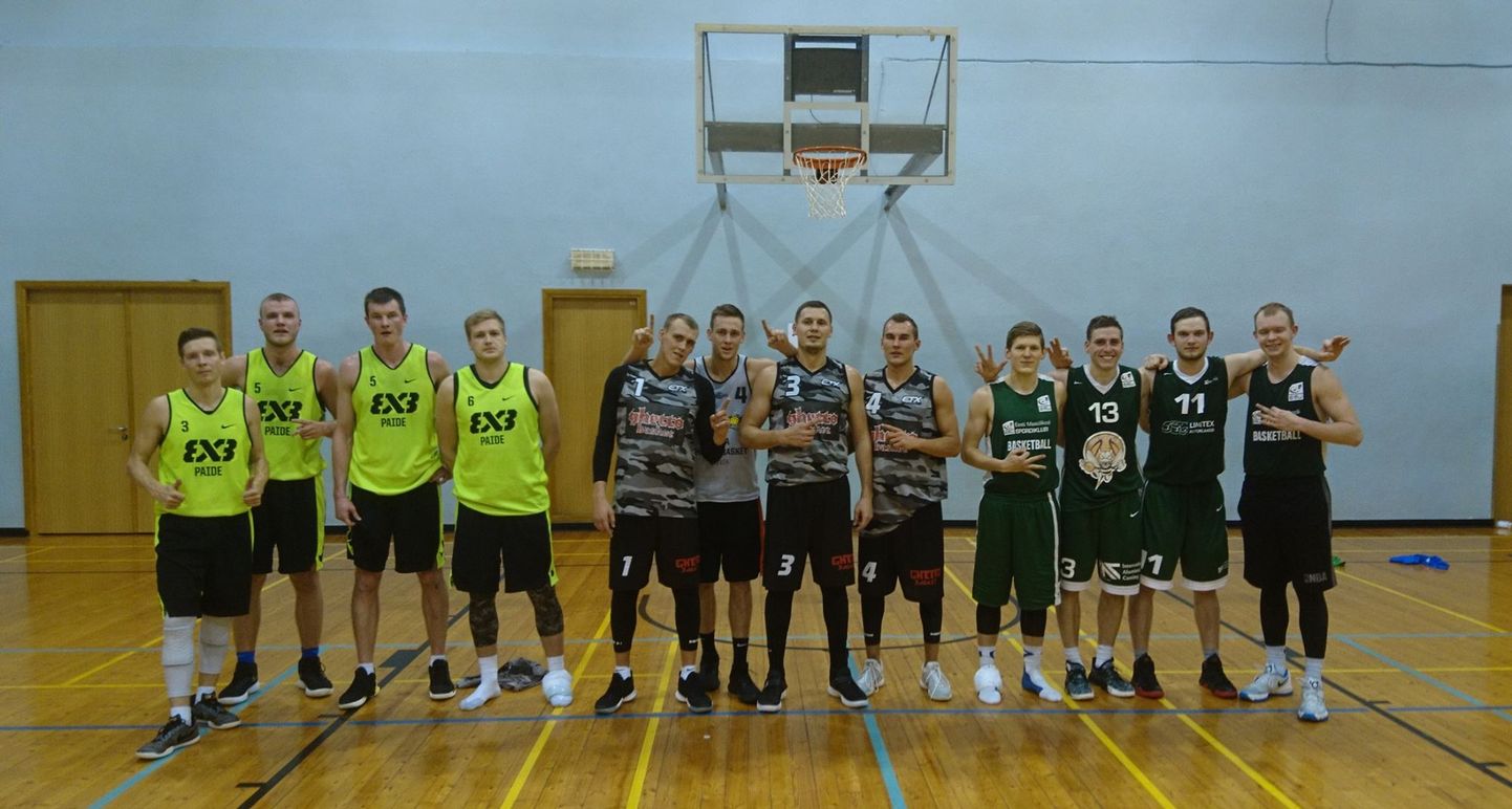 Puhja 3x3 turniiri võidukad meeskonnad (vasakult) Paide tervisekekus, Läti Ghetto Basket ja Eesti Maaülikool.