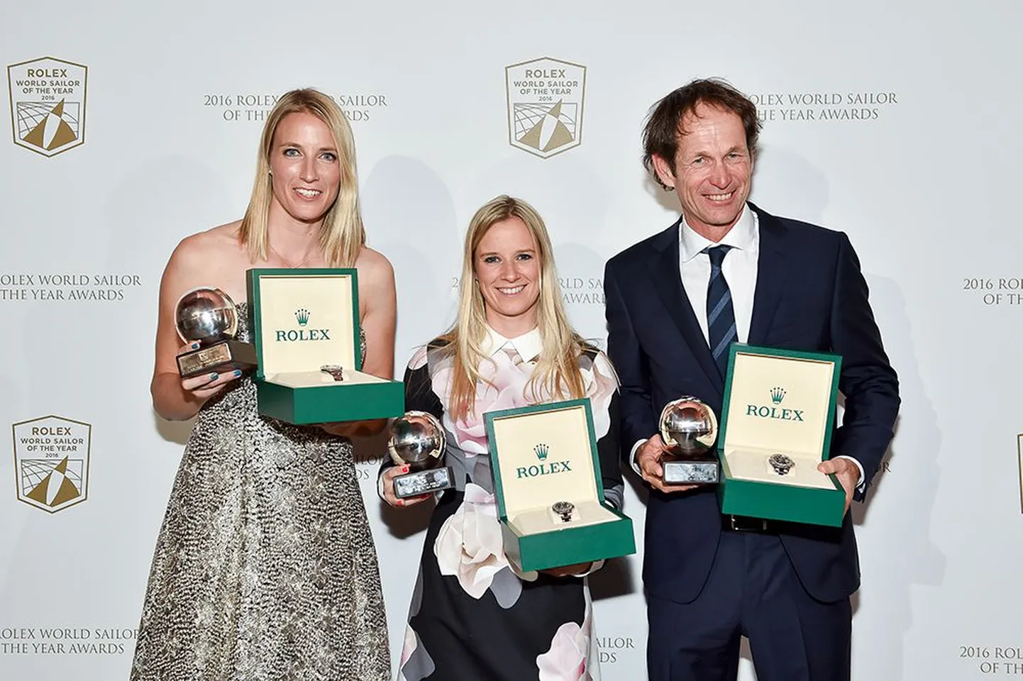Hannah Mills ja Saskia Clark ning Santiago Lange