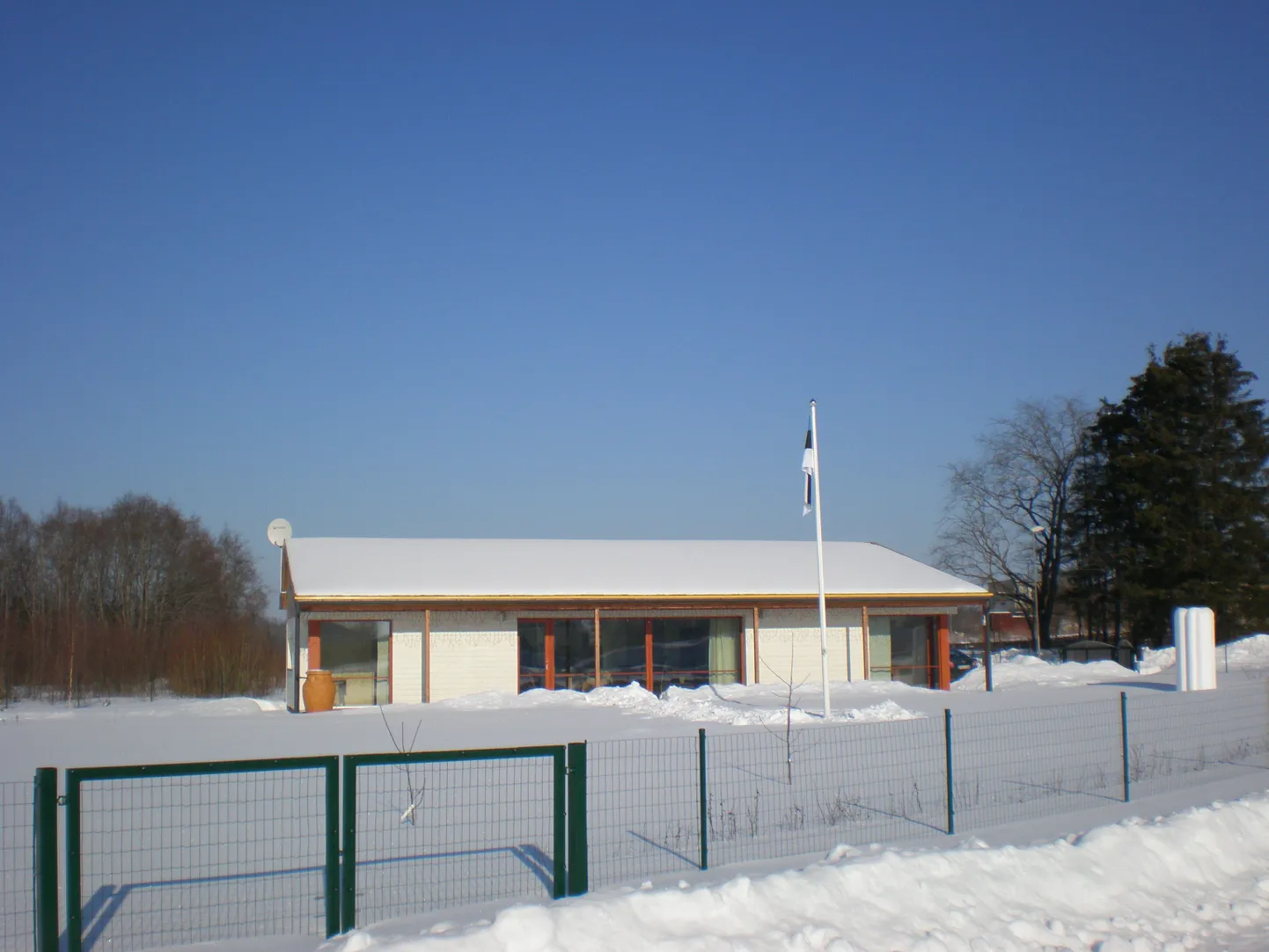 Madalenergiamaja Raplas.