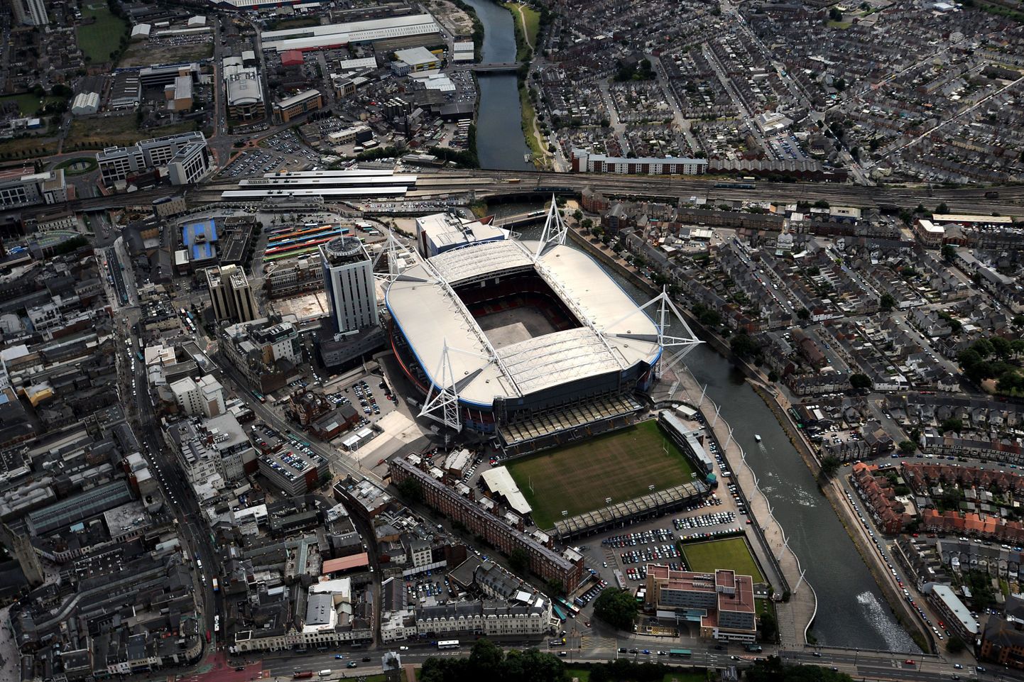 Cardiffi staadion