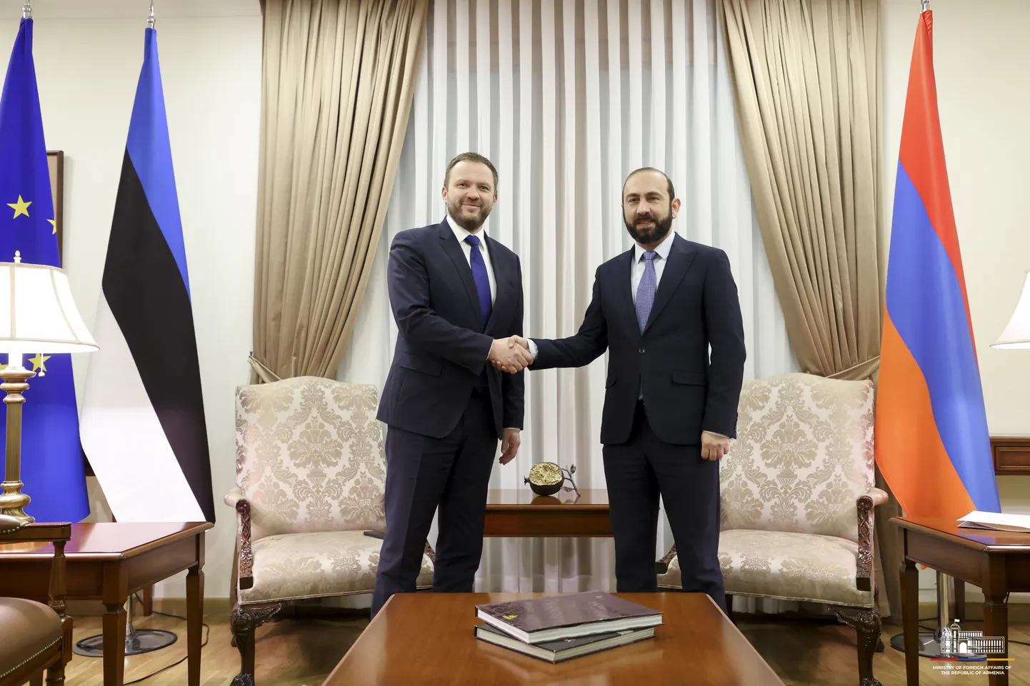 Встреча министра иностранных дел Маргуса Цахкна с министром иностранных дел Армении Араратом Мирзояном.