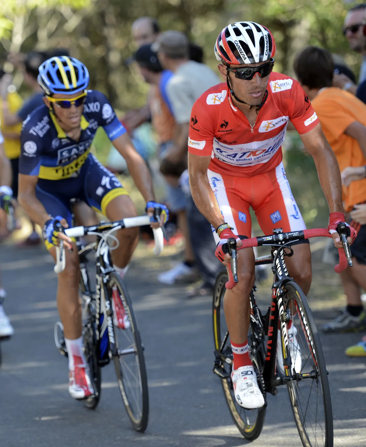Joaquim Rodriguez (paremal) mängis Vuelta tänasel etapil Alberto Contadori järjekordselt üle.