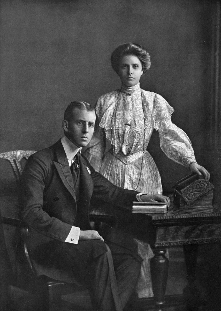 Kreeka prints Andrew (kreekapäraselt Andreas) (1882 - 1944) ja Saksa Battenbergi printsess Alice (1885 - 1969)