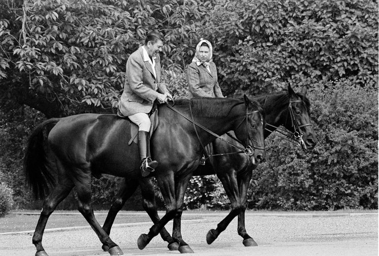 President Ronald Reagan ja kuninganna Elisabeth II. / Scanpix