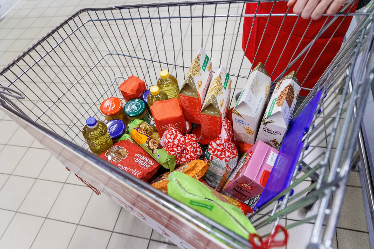 Смотрите, какие продукты стали роскошью, а какие начали дешеветь