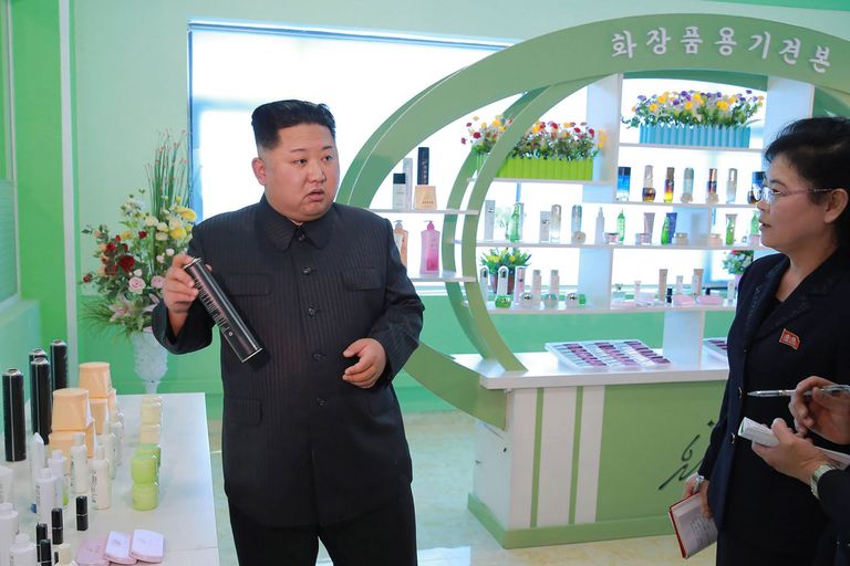 Kim Jong-un kosmeetikatehases