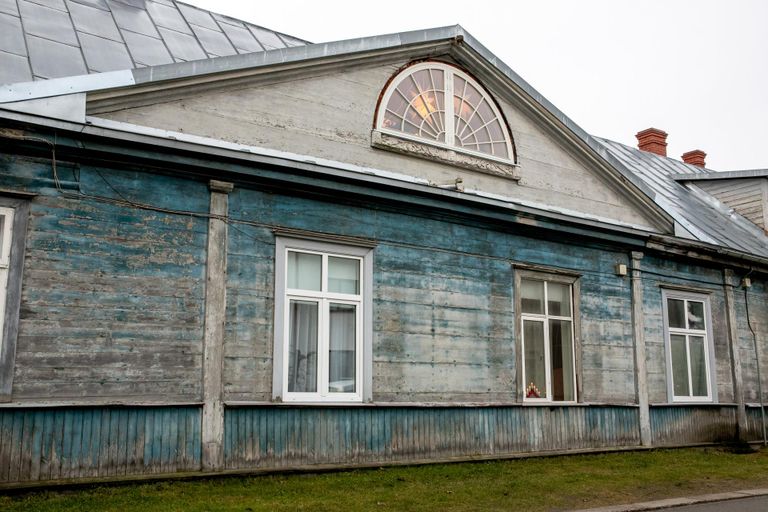 Selles majas elas kindraladjutant ja admiral, Pärnu linna aukodanik Konstantin Possiet. 