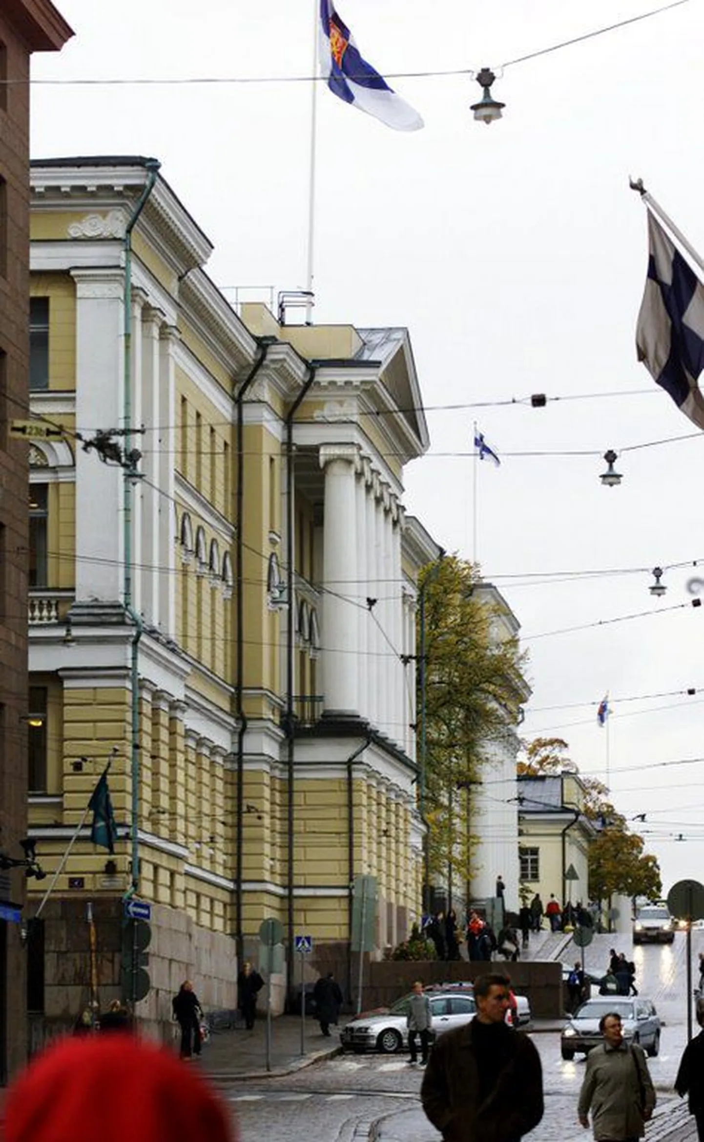 Pildil on Helsingi Ülikooli peahoone.