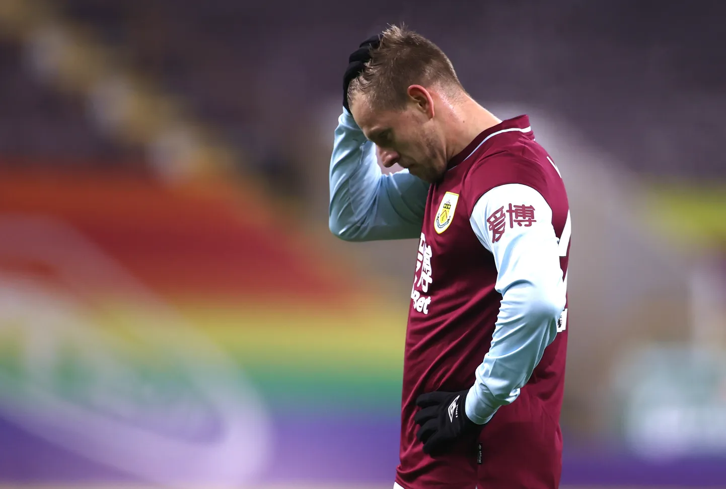 Omanikuvahetus on Burnley ümber tekitanud küsimärke. Kes teab, äkki mõtlebki klubi pallur Matej Vydra sügavalt just sellele teemale.