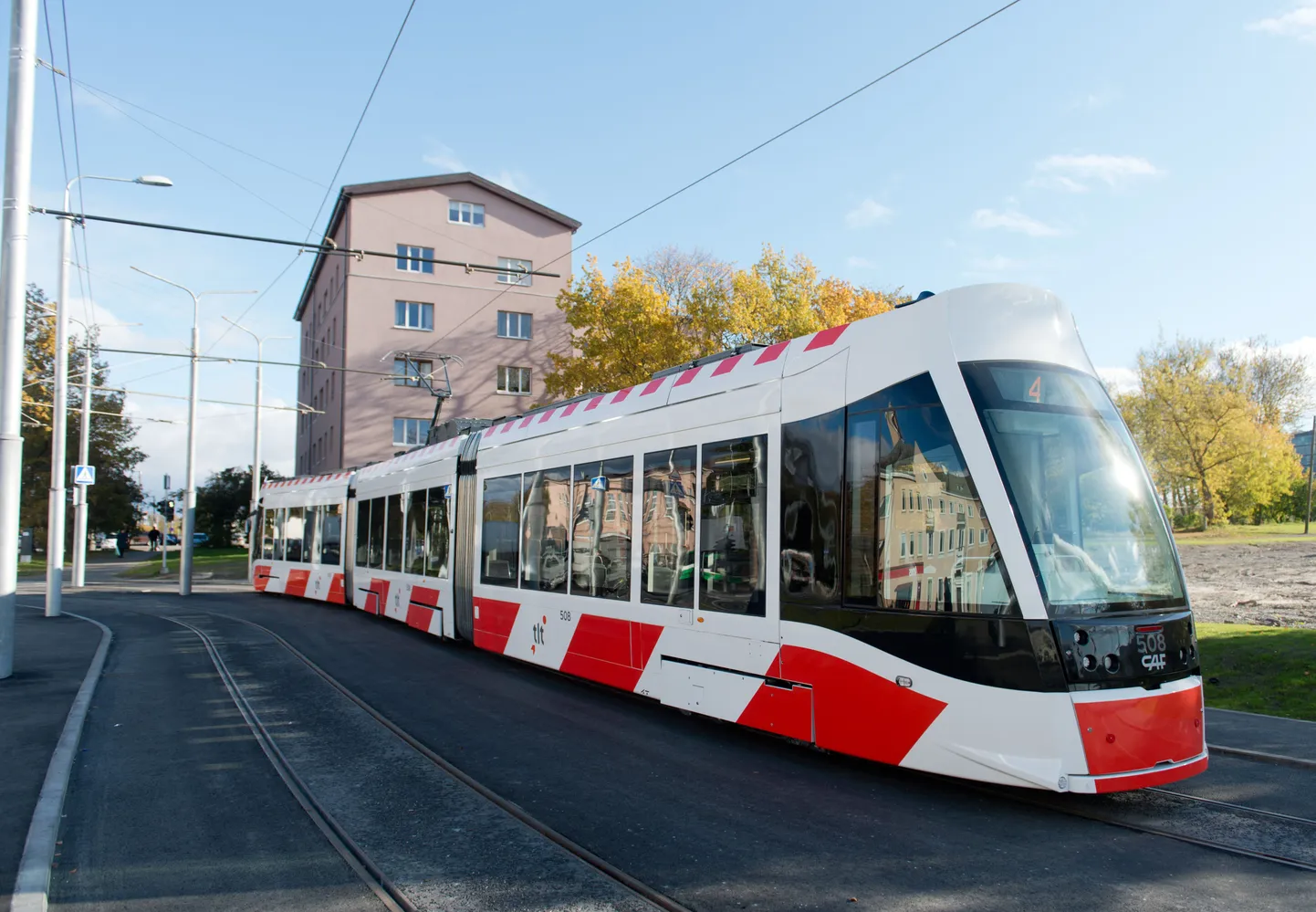 Tramm.