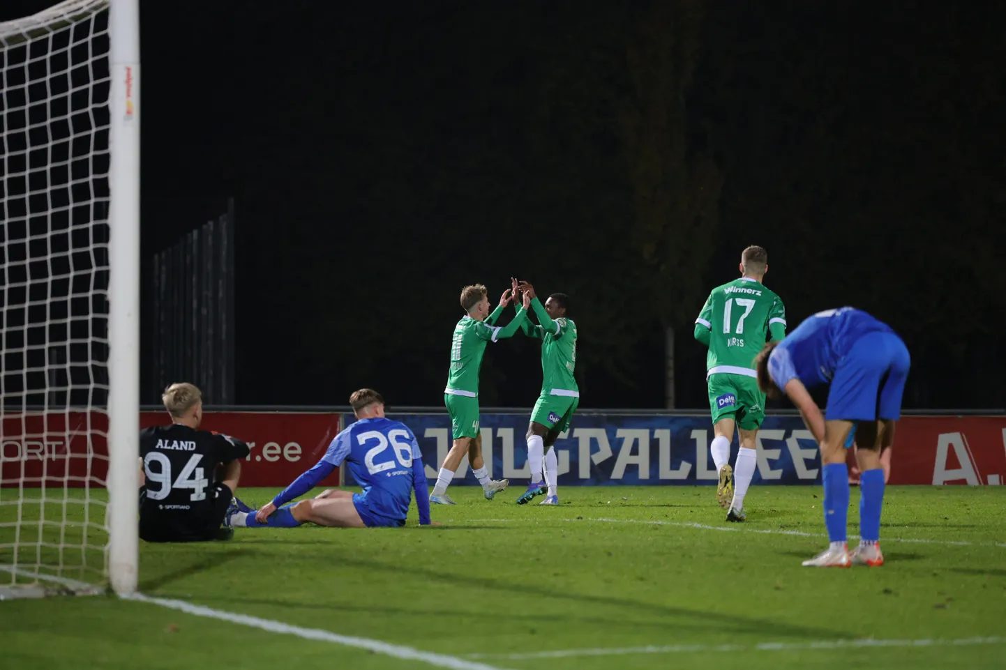 Levadia mängijad rõõmustavad, tartlased kurvastavad. Tänavune Eesti meistritiitel on Levadia oma!