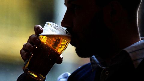 «KUUUURIJA» ⟩ Ampullid on minevik! Imeravim tableti kujul aitab alkoholi küüsist pääseda