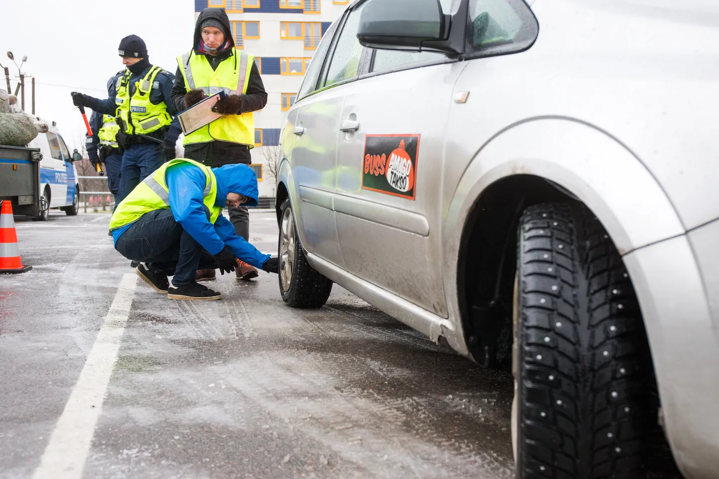 Tänavu ei pea naastrehvide vahetamisega kiirustama.