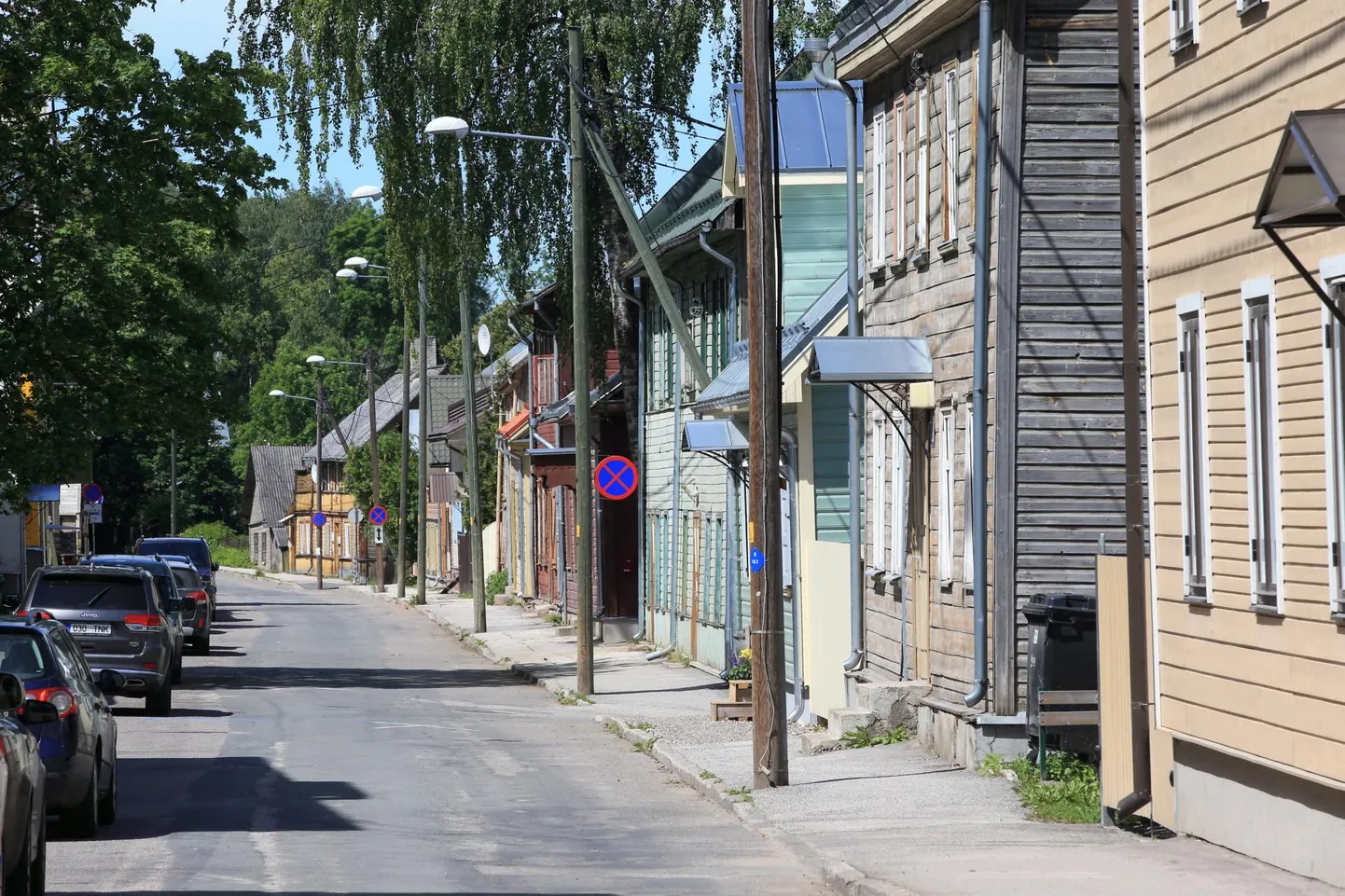 Tähtvere tänavast saab Eesti esimene jalgrattatänav, kus hakkab autodele kehtima piirkiirus kuni 20 kilomeetrit tunnis ja mistahes olukorras saab olema eesõigus jalgratturil.
