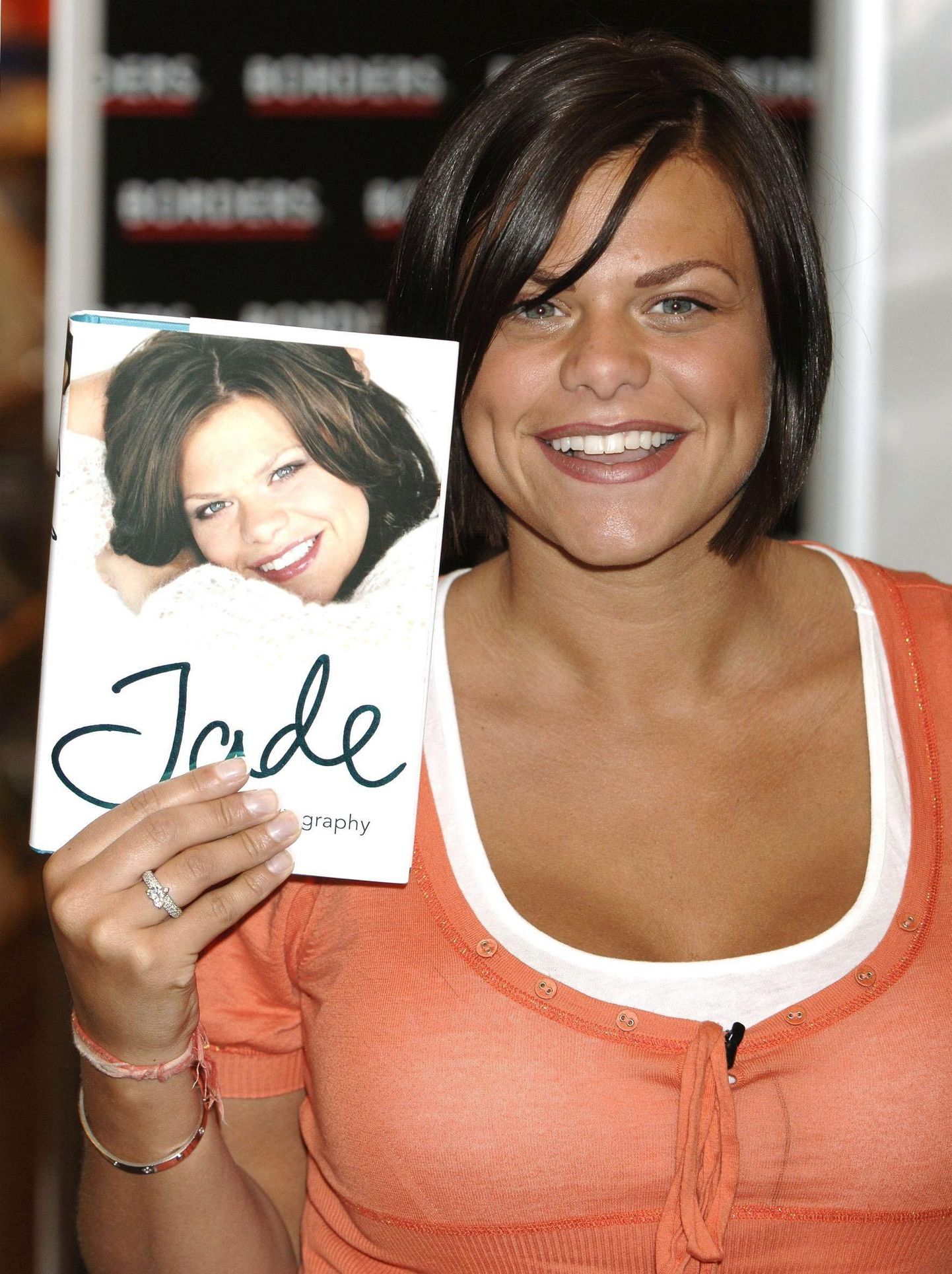 Jade Goody 2006. aastal oma autobiograafiat reklaamimas