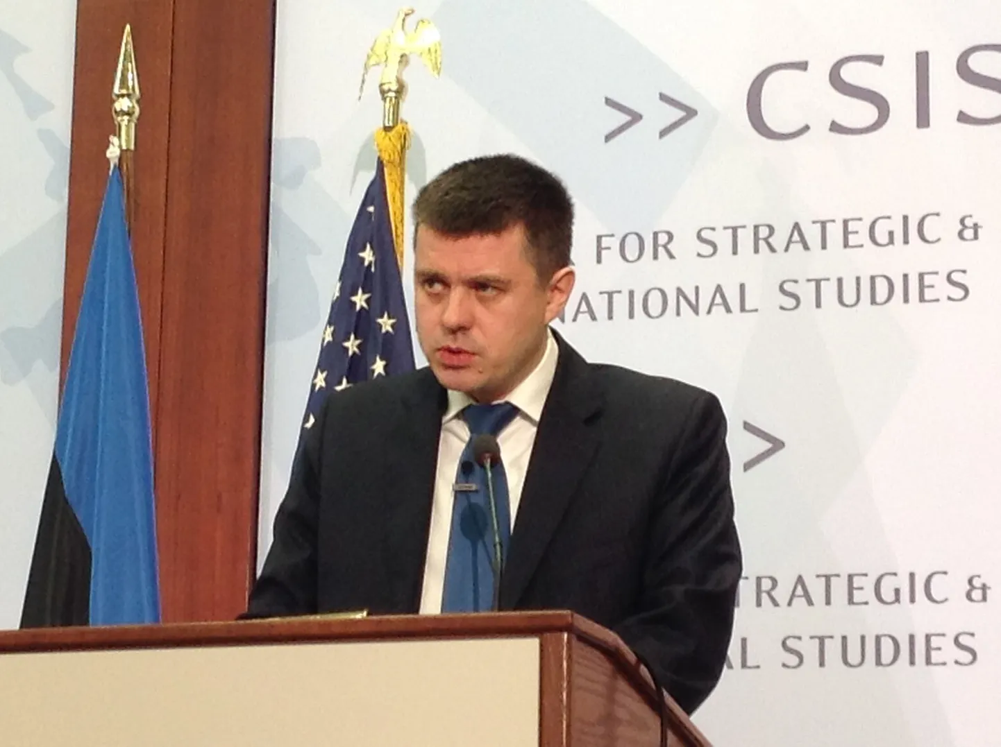 Министр обороны Урмас Рейнсалу выступил сегодня в Вашингтоне в Международном центре стратегических исследований