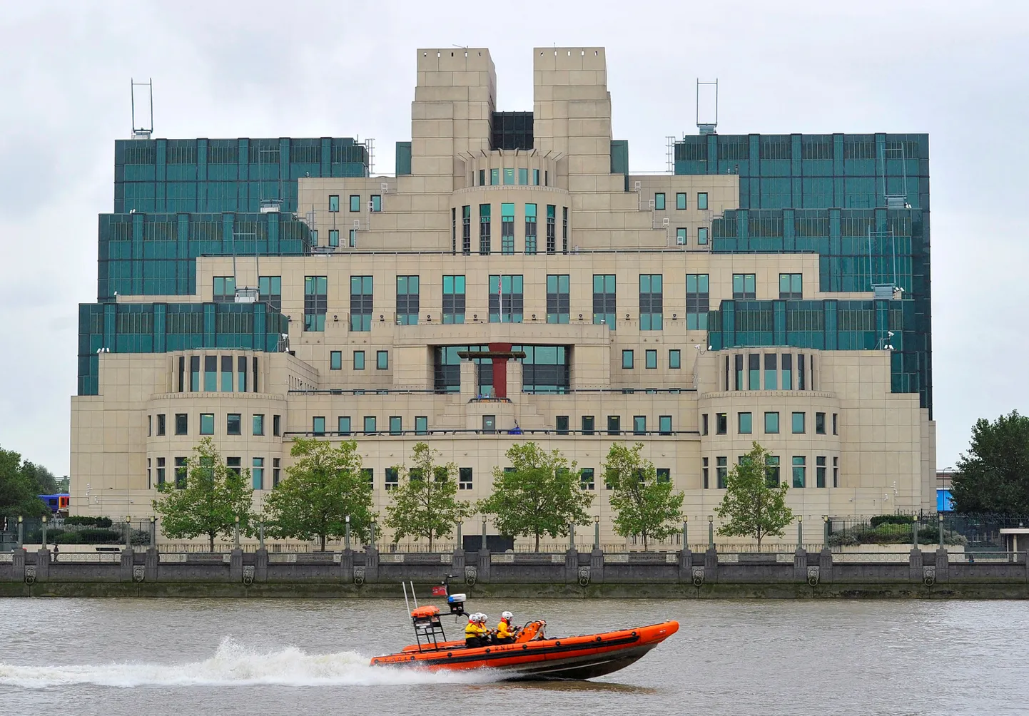 Briti välisluureteenistuse MI6 peakorter Londonis
