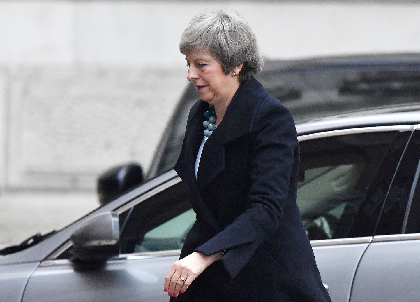 Briti peaminister Theresa May saabumas oma ametiresidentsi täna hommikul.