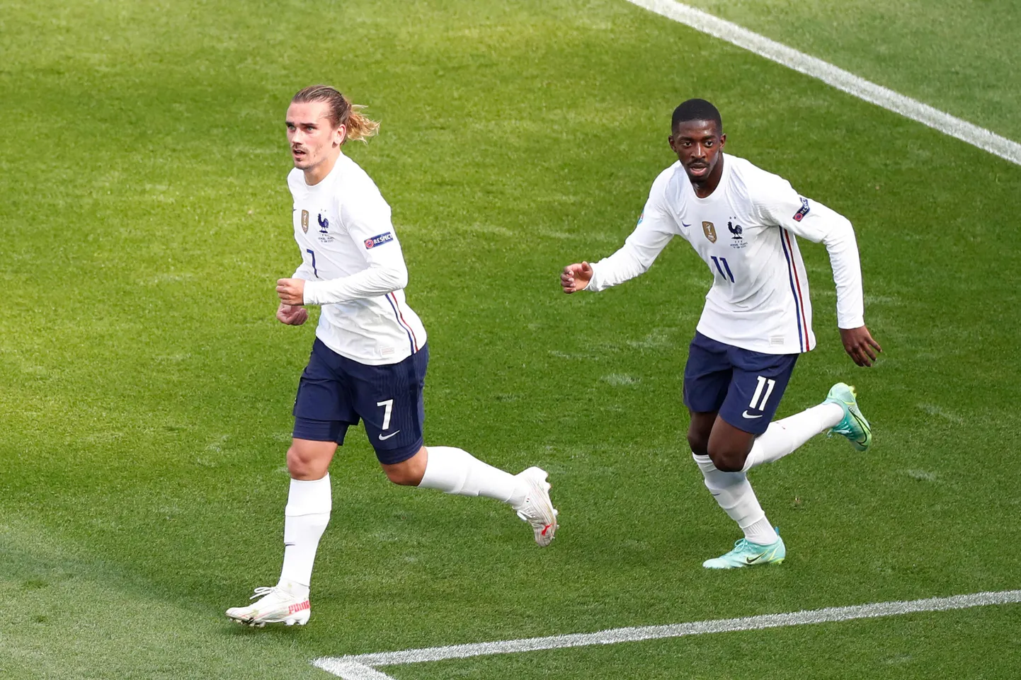 Prantsusmaa koondise ründejõud Antoine Griezmann (vasakul) ja Ousmane Dembele (paremal).