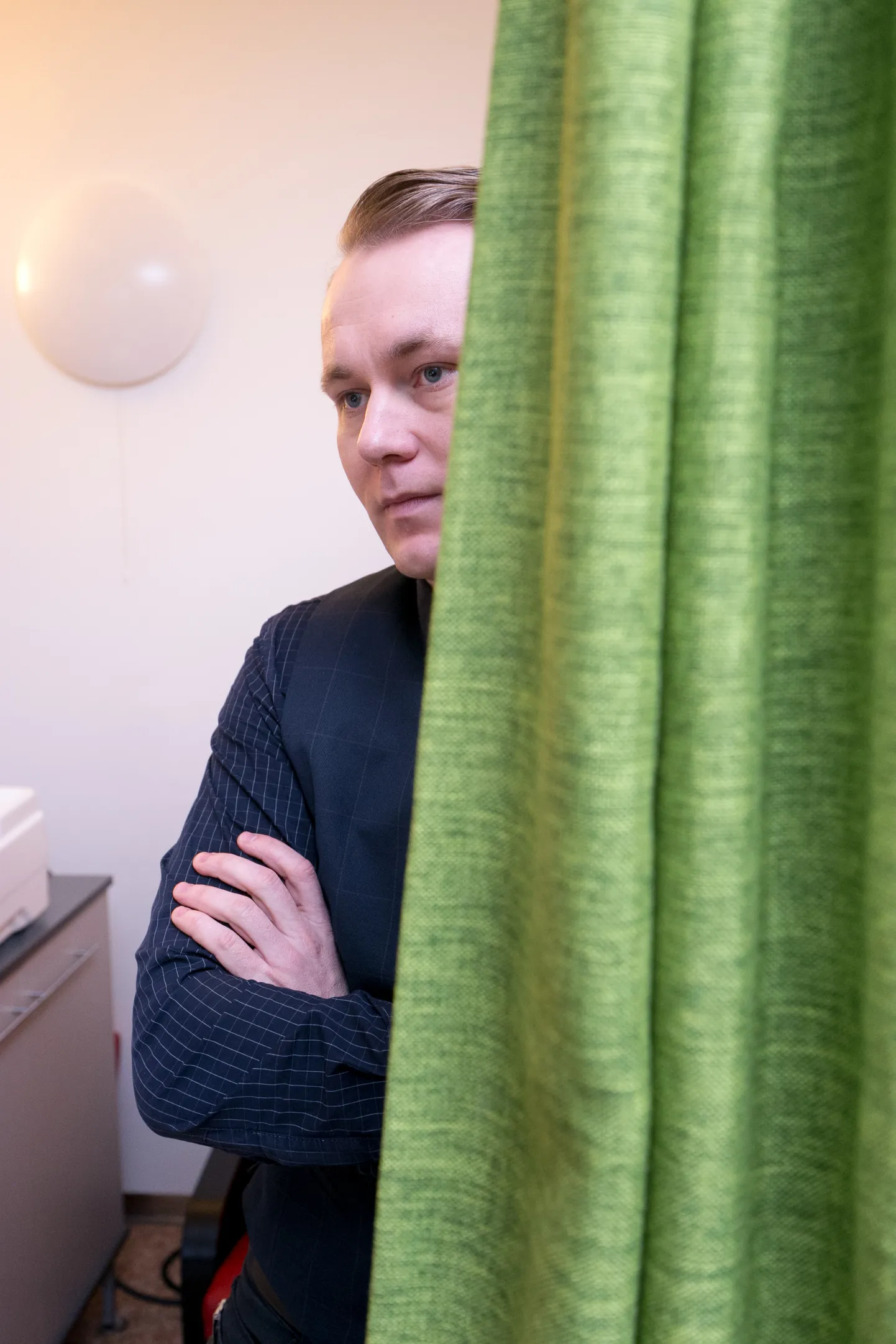 Kui 2024. aastal oli statsionaarse õenduabi teenuse ööpäeva maksumus umbes 145 eurot, millest Tervisekassa tasus 123 eurot ja patsient ligi 22 eurot, siis 2025. aastal langeb patsiendi omaosalus 14,5 eurole ööpäevas,“ selgitas Tervisekassa õendusteenuse juht Aivar Koppas.