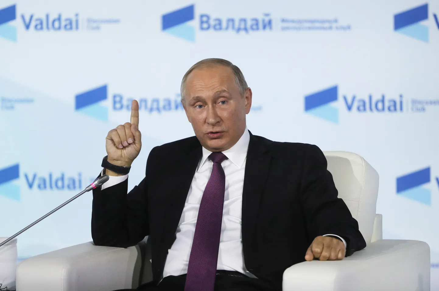 President Vladimir Putin Valdai mõtteklubi kohtumisel Sotšis.