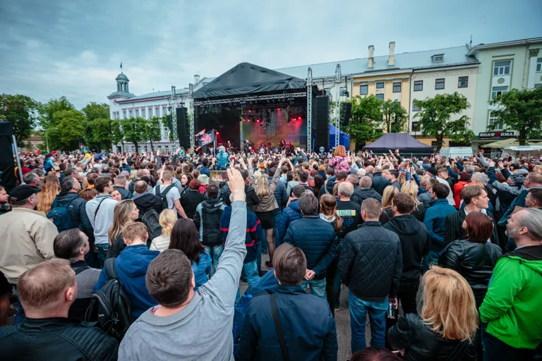 Narva elanike arv vähenes aastaga ligemale kahe tuhande võrra.