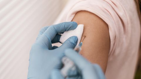 TASUTA KAITSE ⟩ Eesti noorte vaktsineerimine HPV vastu tegi rekordilise hüppe