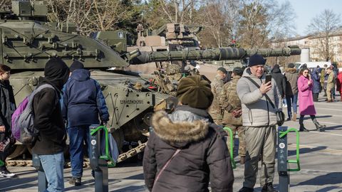ГАЛЕРЕЯ ⟩ В Таллинне отметили 75-летие НАТО