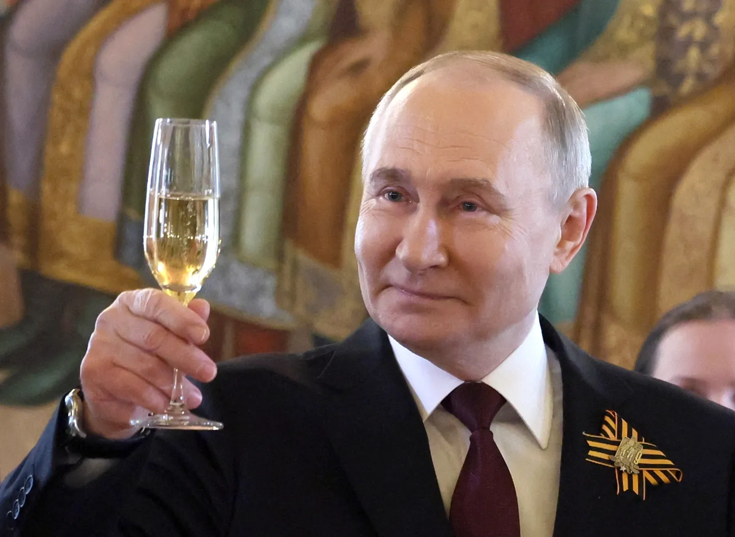 Putin esitas Venemaa kaitseministriks Beloussovi.