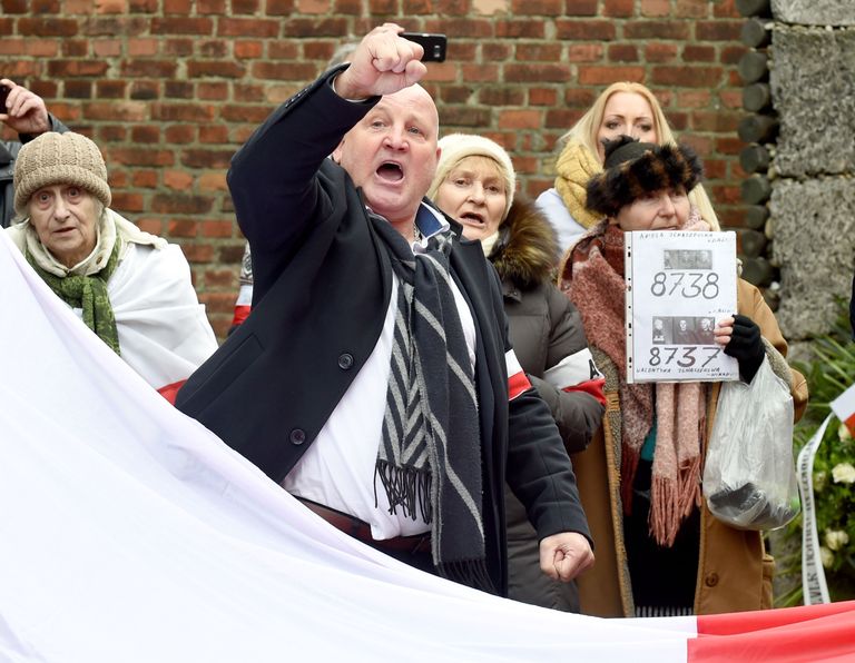 Poola marurahvuslaste marssi juhtinud paremäärmuslane Piotr Rybak, keda on varem süüdistatud juudivihas.