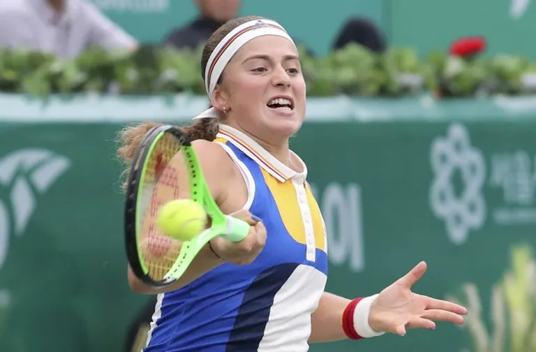 Aļona Ostapenko