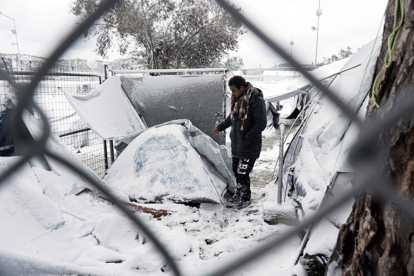 Migrant Kreekas Lesbose saarel Moria pagulaskeskuses.