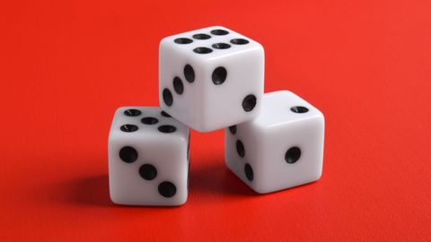 TESTI END ⟩ Ainult 2% inimestest suudavad pildilt leida erineva täringu - kas ka sina?