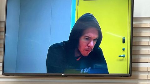 Lasnamäe ematapja endised klassikaaslased on šokis: ta oli koolis nii vaikne ja normaalne!