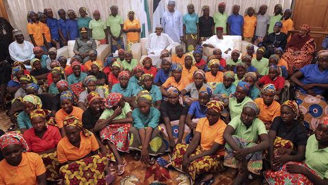 Boko Haram vabastas 82 koolitüdrukut