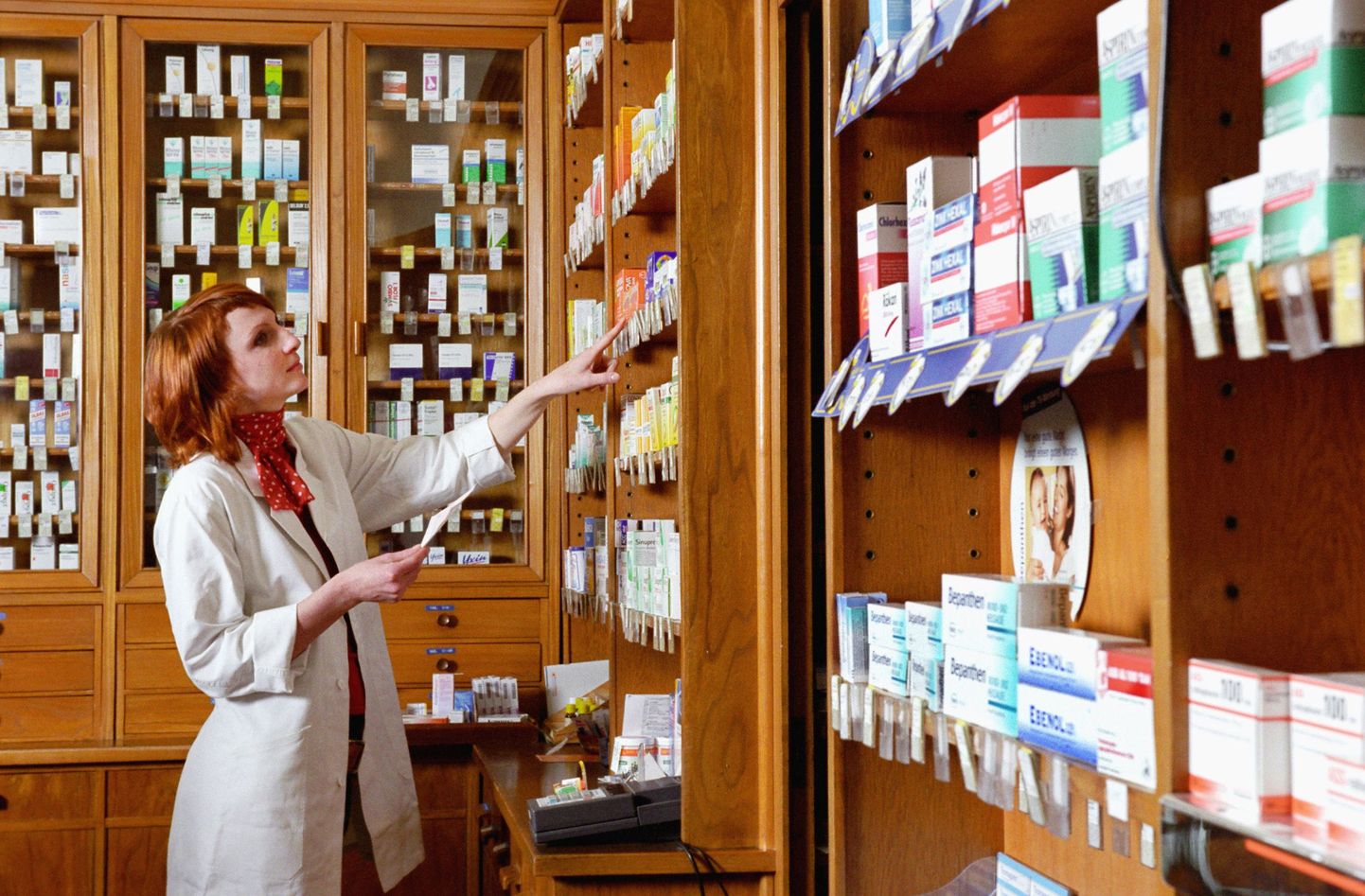 Eesti apteekides tuleb hakata ravimeid müüma välismaiste retseptide alusel.
