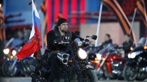 KOHALIK VAADE: Putinile ustavad motomehed külvasid Balkanil segadust