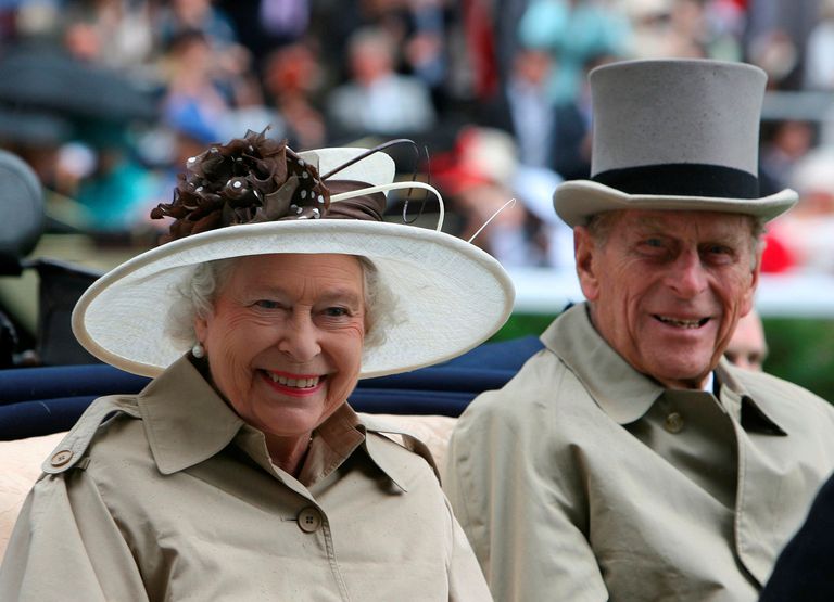 Kuninganna Elizabeth II ja prints Philip / TOBY MELVILLE/REUTERS/Scanpix