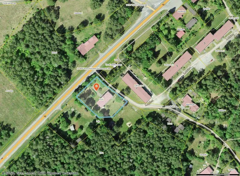 Tuudi koolimaja kinnistu.