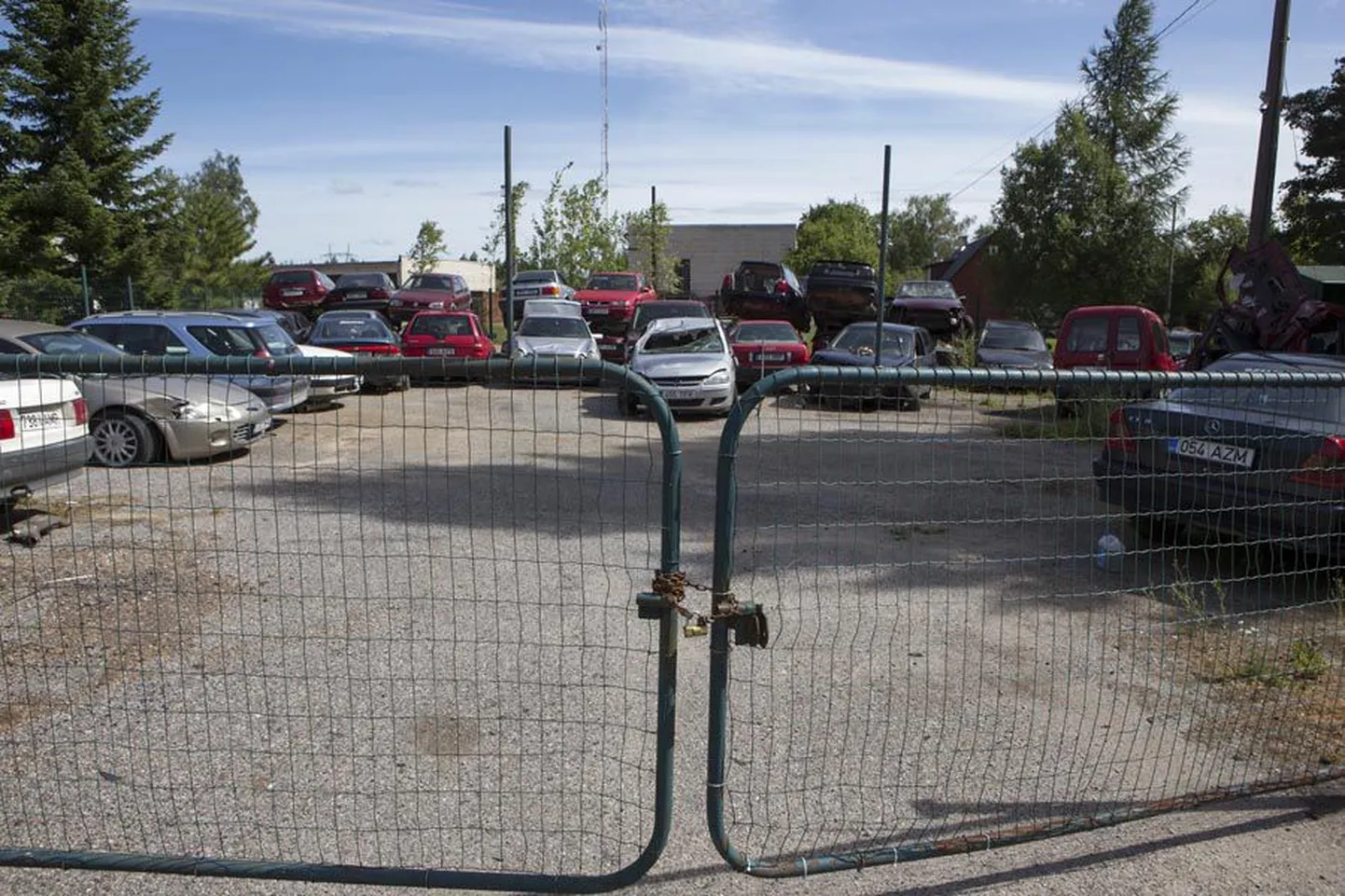 Politseiga teeb koostööd Piiri Kütus, kes teisaldab vajadusel rikkuja auto oma parklasse.